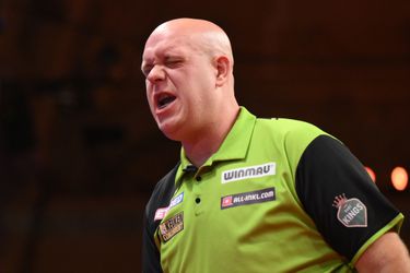 Michael van Gerwen ontvangt doffe dreun daags na nieuwe PDC-titel