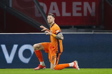 Ongelukkig juichmoment typerend voor Oranje-spits: wat Wout Weghorst ook doet, het draait altijd om hem