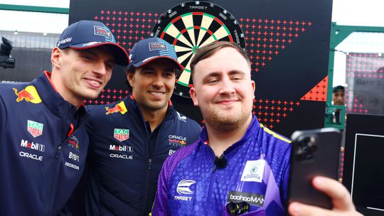 Baas van dartsbond PDC sprak met Luke Littler: 'Dit is het beste advies dat ik ooit aan iemand heb gegeven'