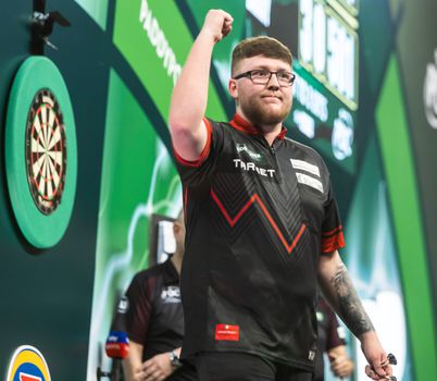 Einde verhaal voor 'verrassende' Keane Barry op WK darts