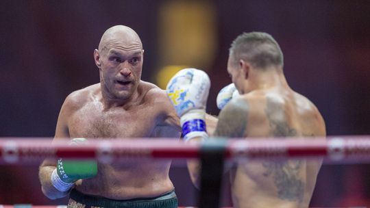 Compleet nieuwe look voor Tyson Fury in aanloop naar titelgevecht met Oleksandr Usyk