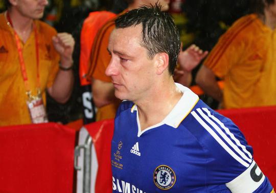 Voetballegende (45) doet schokkende bekentenis over emotionele finale: 'Zulke gedachten spoken door je hoofd'