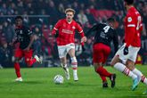 PSV-aanvaller Yorbe Vertessen staat tegen FC Twente in de basis. ©Pro Shots