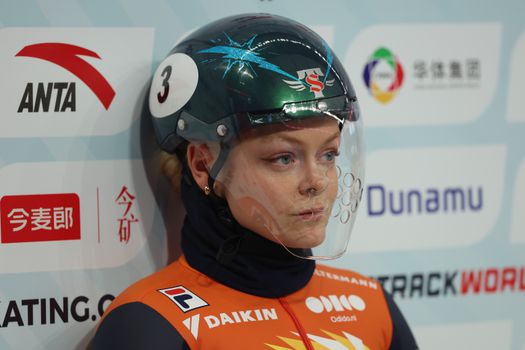 Kopvrouw Xandra Velzeboer neemt 'uit voorzorg' drastisch besluit op EK shorttrack