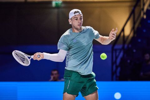Toptennisser Tallon Griekspoor verdedigt zich fel tegen bekritiseerde reis: 'Het geld kwam uit Dubai'