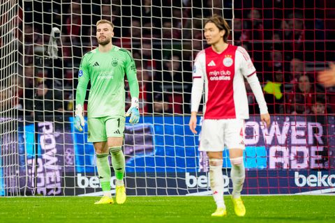 Live Eredivisie | Ajax geeft wedstrijd volledig uit handen: Go Ahead Eagles op gelijke hoogte