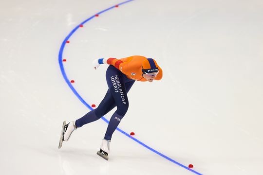 Schaatstalent (22) kondigt einde carrière aan op bijzonder moment: 'Dan sta ik hier opeens voor het eerst als winnaar'