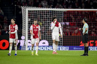 Speler van Ajax schreeuwt om leiderschap na ineenstorting tegen Go Ahead Eagles: 'Moeten het doen met wie we hebben'