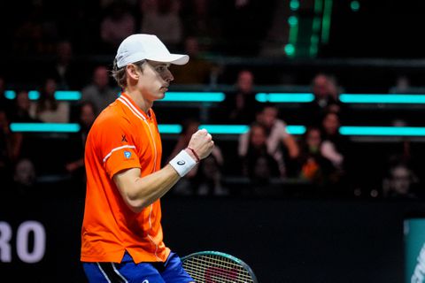 ABN AMRO Open | Alex de Minaur wint overtuigend van Grigor Dimitrov en is eerste finalist