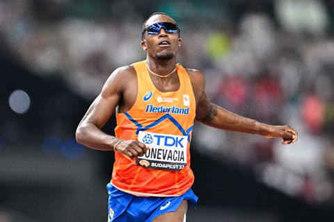 Liemarvin Bonevacia breekt record: snelste Nederlander ooit op 300 meter