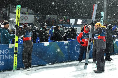 Woede na chaotisch moment rondom gouden medaillewinnaars op Winterspelen: 'Een schande'