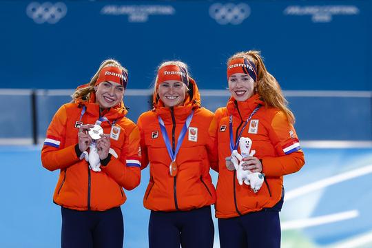 Ex-topschaatsster Marianne Timmer verklaart gemiste kans op goud voor Joy Beune & co: 'Dat is niet vanzelfsprekend'
