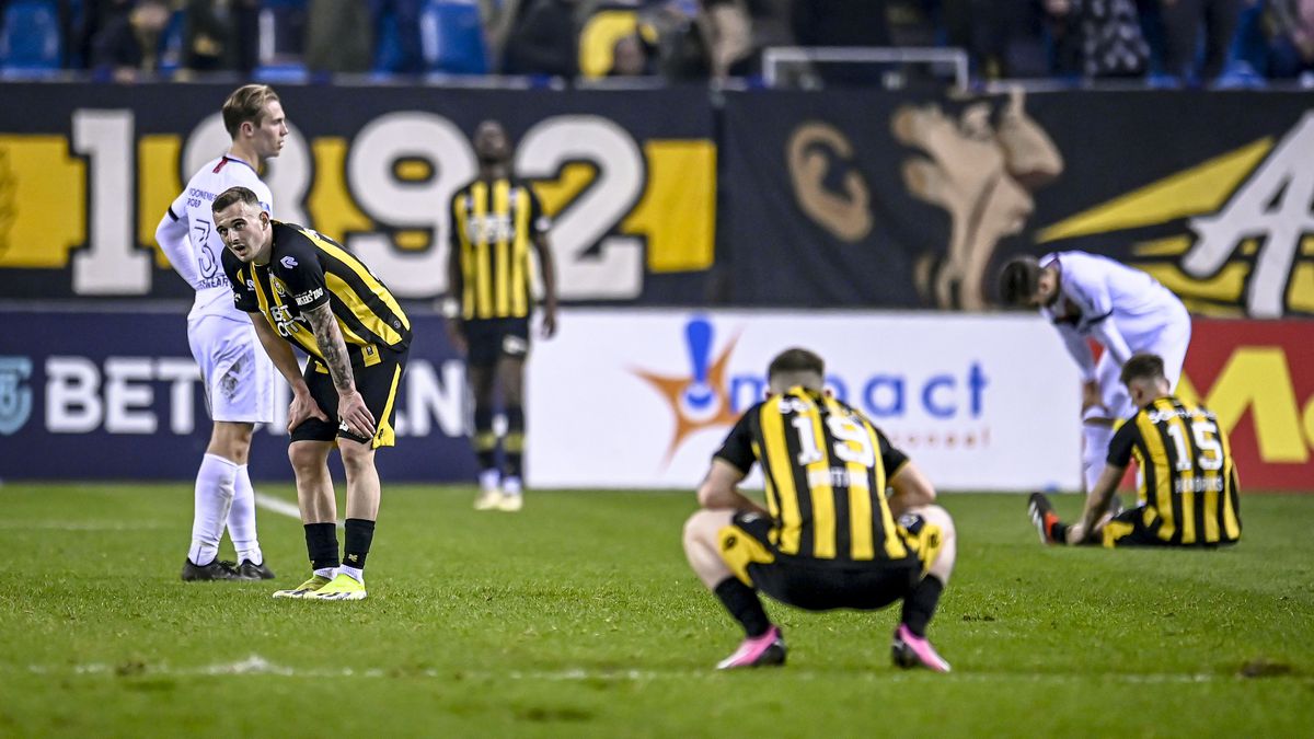 Nog acht wedstrijden te gaan: zo wil Vitesse ontsnappen aan degradatie