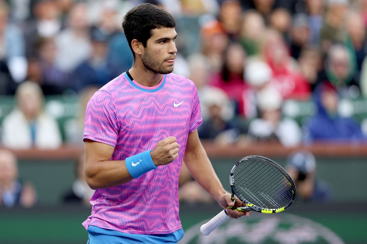 Carlos Alcaraz maakt bij masterstoernooi Indian Wells einde aan maandenlange titeldroogte