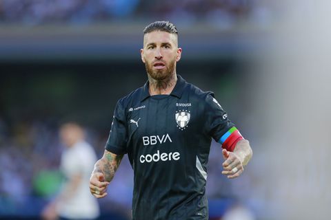 Sergio Ramos grapt: 'Ik kan deze competitie toch niet verlaten zonder rode kaart?'
