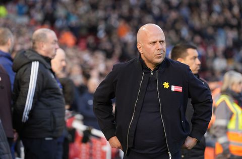 Zelfs Liverpool-icoon maakt zich nu zorgen over Arne Slot: 'Spoorloos verdwenen'