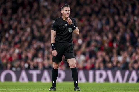 Scheidsrechter Danny Makkelie keurt omstreden goal Arsenal goed, Nederlandse VAR tikt hem op de vingers