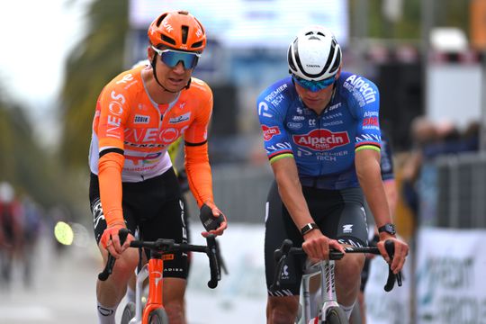 Ongeloof over opmerkelijke actie Mathieu van der Poel: 'Het was zuiver eigenbelang'