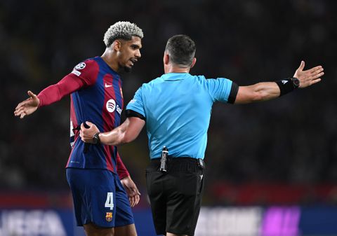 Spaanse media fileren arbiter: 'PSG is de favoriet van de UEFA'