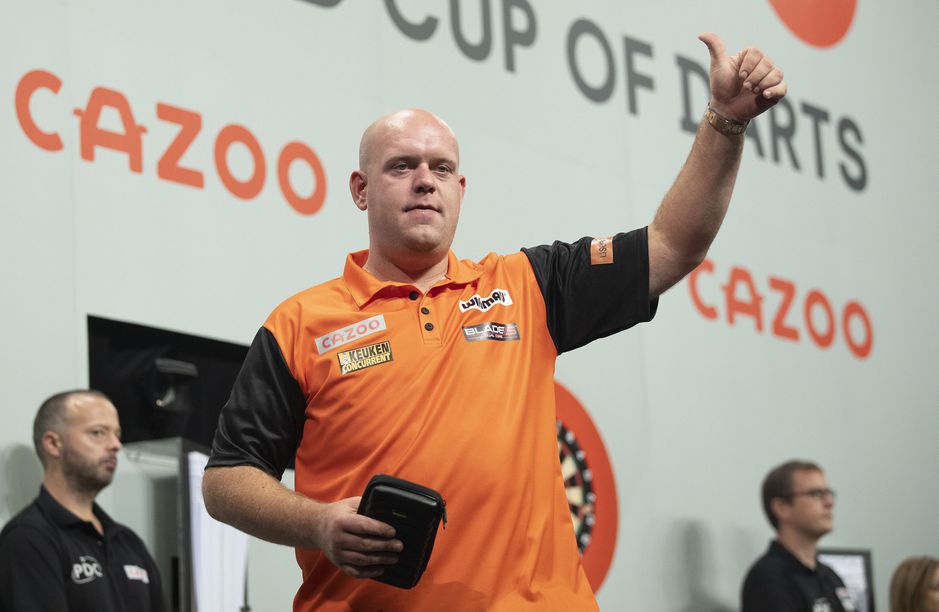 Michael van Gerwen bevestigt terugkeer in World Cup of Darts: 'Ik denk niet met Dirk van Duijvenbode'