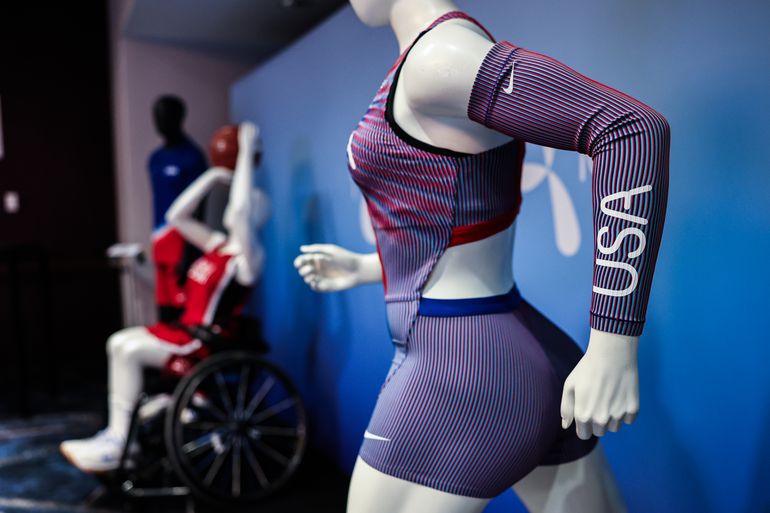 Kritiek op Nike: vrouwelijke atletes zijn boos vanwege 'seksistische' kleding voor Olympische Spelen