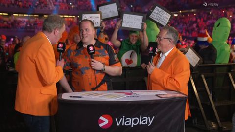 Nederlandse topdarter verklapt onbedoeld groot nieuws live op televisie: 'Dat meen je niet?!'