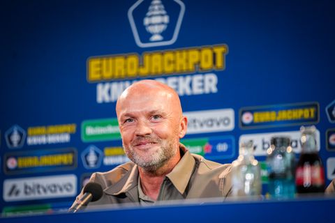 NEC-trainer Dick Schreuder blijft geheimzinnig over Jasper Cillessen: 'Daar ben ik heel duidelijk in'