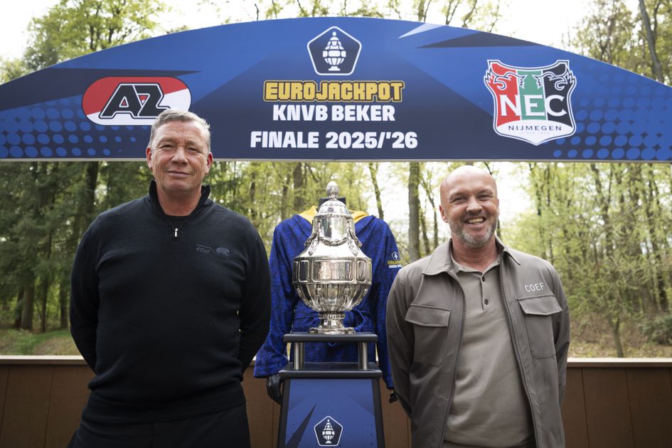 AZ-trainer Leeroy Echteld maakt zich klaar voor bijzonder gesprek na finale: 'Met de beker is het ma