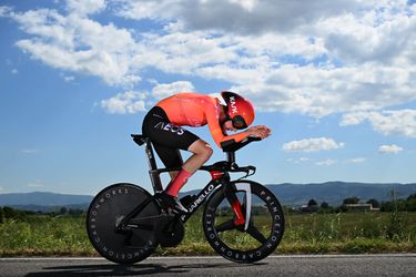 Starttijden individuele tijdrit Giro, etappe 14 | Hoe laat beginnen de klassementsrenners, favorieten en Nederlanders aan hun race tegen de klok?
