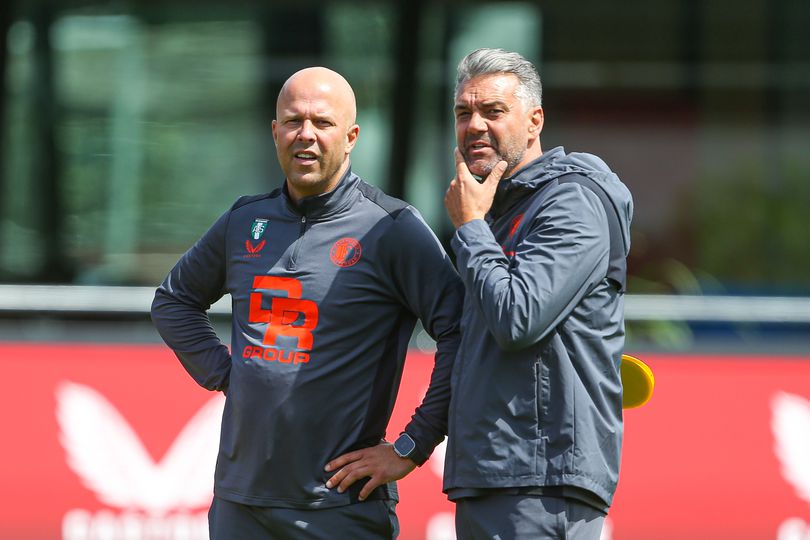 Arne Slot gunt Feyenoord een trainer als Marino Pusic: 'Een fantastische trainer en een geweldig mens'