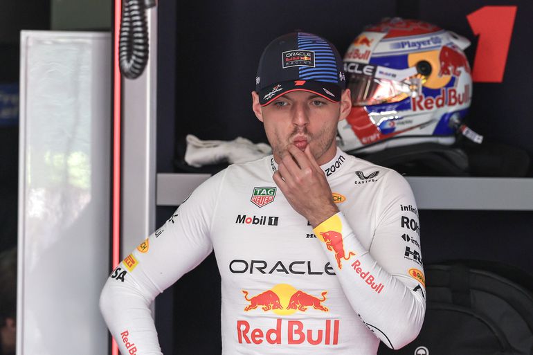 Red Bull haalt Max Verstappen en vaste partner even uit elkaar op Imola: 'Een ramp'