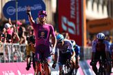 Jonathan Milan wint de dertiende etappe van de Giro d'Italia © Getty Images