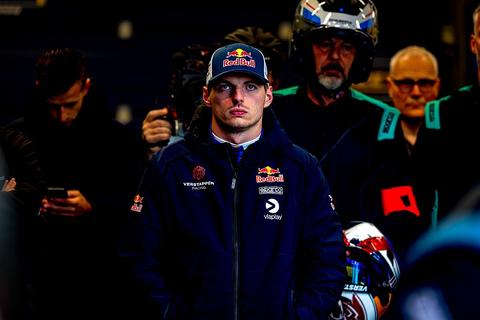 Groot drama voor Max Verstappen bij 24 uur van Nürburgring: zege glipt vlak voor de finish uit handen