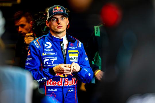 Max Verstappen krijgt mooie boodschap van vader Jos na 'frustrend einde' op Nürburgring: 'Dat heeft hij laten zien'