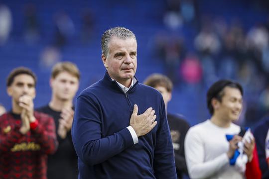 Feyenoord-topman weerlegt 'oneerlijke' kritiek na vertrek Arne Slot: 'Moeilijk voor elke trainer ter wereld'