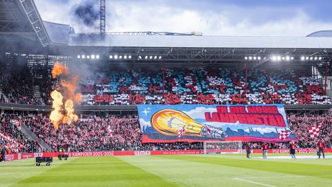 PSV-fans massaal uit hun dak na drama voor Ajax: 'Helemaal niets in Amsterdam'