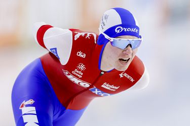 Groot schaatstalent (21) blijft ondanks belangstelling trouw aan zijn team: 'Als sportman ontzettend gegroeid'