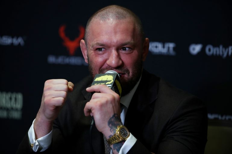 Nieuw schandaal rond Conor McGregor: veelbesproken vechter slaat persoon in nachtclub op brute wijze knock-out