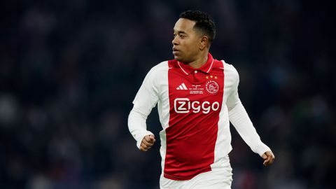 Ajax in gesprek met oude bekende: 'Had gehoopt dat het langer geheim bleef'