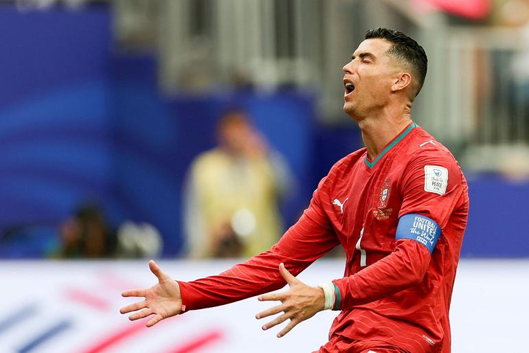 cristiano-ronaldo-krijgt-flinke-kritiek-na-wanvertoning-op-wk-voetbal