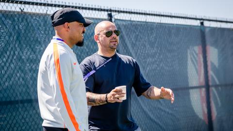 Positie bekritiseerde Nigel de Jong bij KNVB besproken: 'Dadelijk krijg je weer zo’n professor'