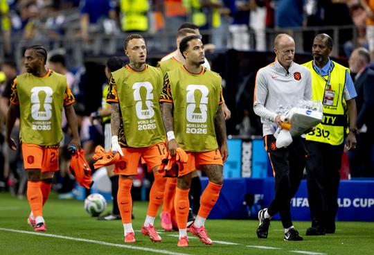 'Dat wordt de tactiek van Ronald Koeman': wijziging verwacht bij Oranje tegen Zweden