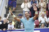 Rafael Nadal heeft het naar zijn zin in Bastad, Zweden. ©AP