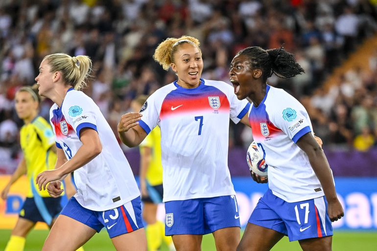 Engeland van bondscoach Sarina Wiegman blijkt kat met negen levens: via bizarre penaltyserie door op EK