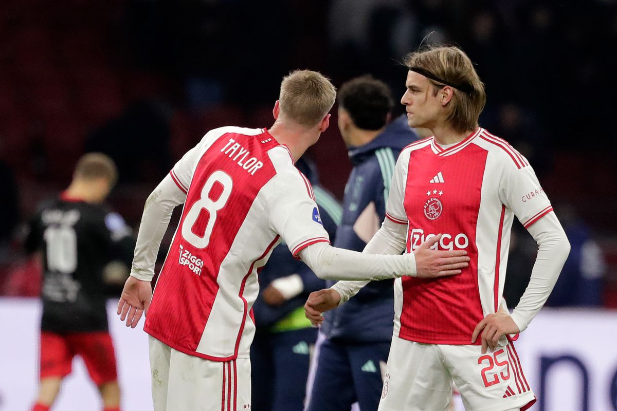 Ajax maakt deal bekend: dit zijn de details rond het vertrek van 'dure' Borna Sosa