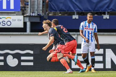 Dramatisch begin voor Robin van Persie bij thuisdebuut: sc Heerenveen-publiek begint al te fluiten