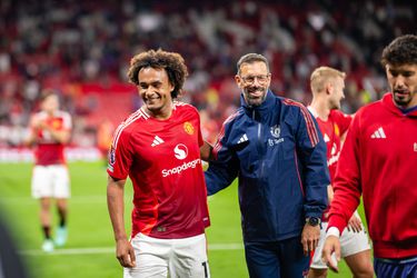 Joshua Zirkzee komt in bijzonder rijtje bij Manchester United, Van Persie reageert: 'Hoe is het mogelijk?'