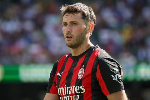 Zware concurrentiestrijd dreigt voor oud-Feyenoorder Santiago Giménez: AC Milan aast op geflopte spits