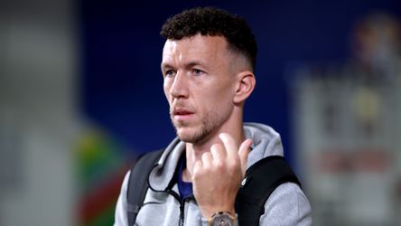 Marco van Basten schuttert opnieuw tijdens voorbeschouwing PSV: 'Wat is er dan?'