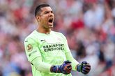 Walter Benitez, de keeper van PSV, is vader geworden van zijn tweede kind. ©Getty Images
